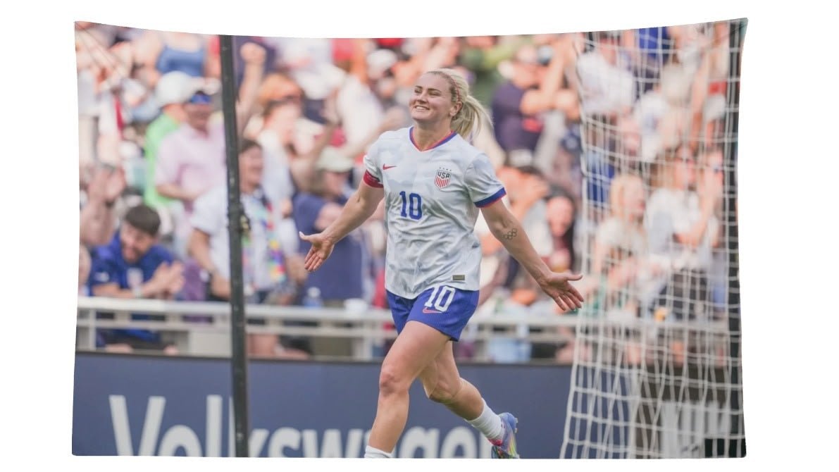 USWNT Captain Lindsey Heaps Flag - AthleteFlags